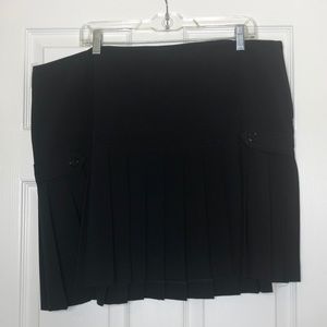 Torrid pleated skirt Sz 16
